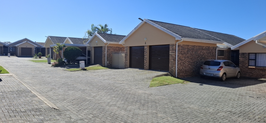 2 Bedroom Property for Sale in Gonubie Eastern Cape